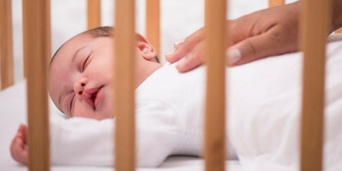 Keeping your baby cool: is your baby too hot to fall asleep?